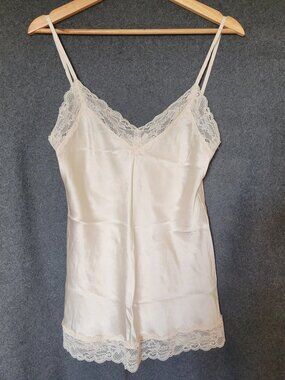 Intimissimi Ivory/Cream Lace Silk Cami Sleepwear Pajama Top